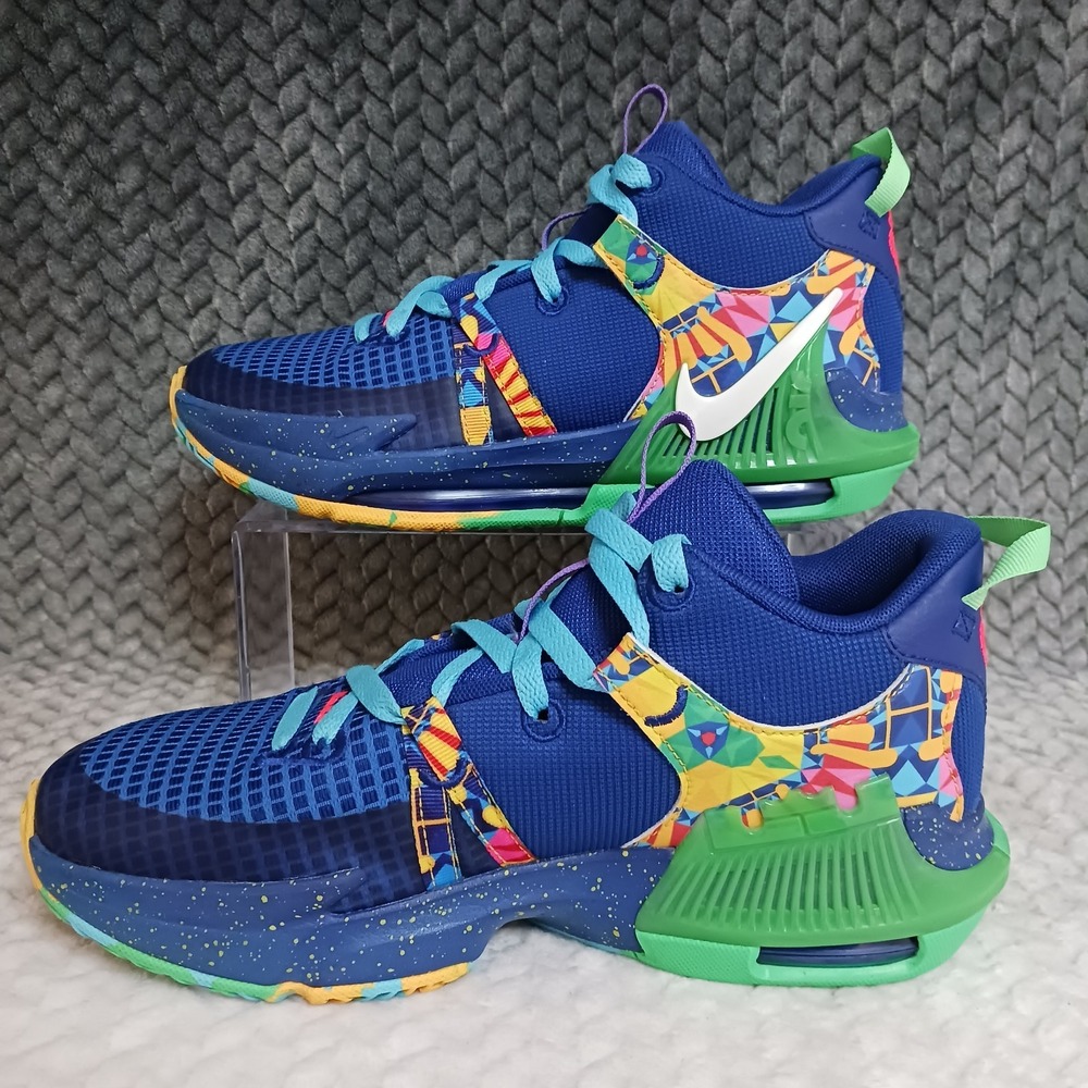 Nike LeBron Witness 7 Kaleidoscope GS Basketball Sneakers Shoes Blue Size 7Y - Picture 2 of 14